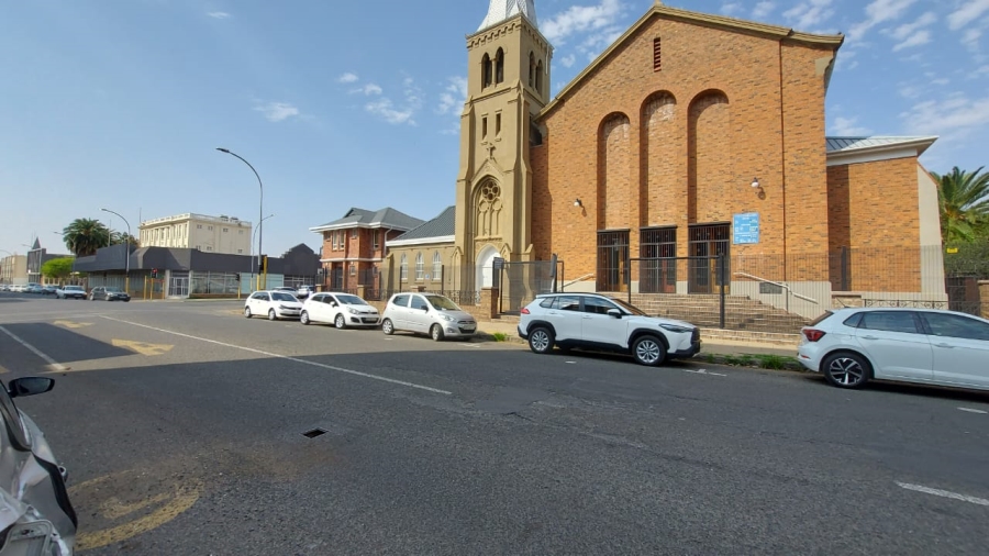 Commercial Property for Sale in Kimberley Central Northern Cape